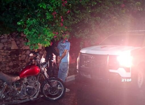 Lo detienen con motocicleta sin número de serie en Victoria