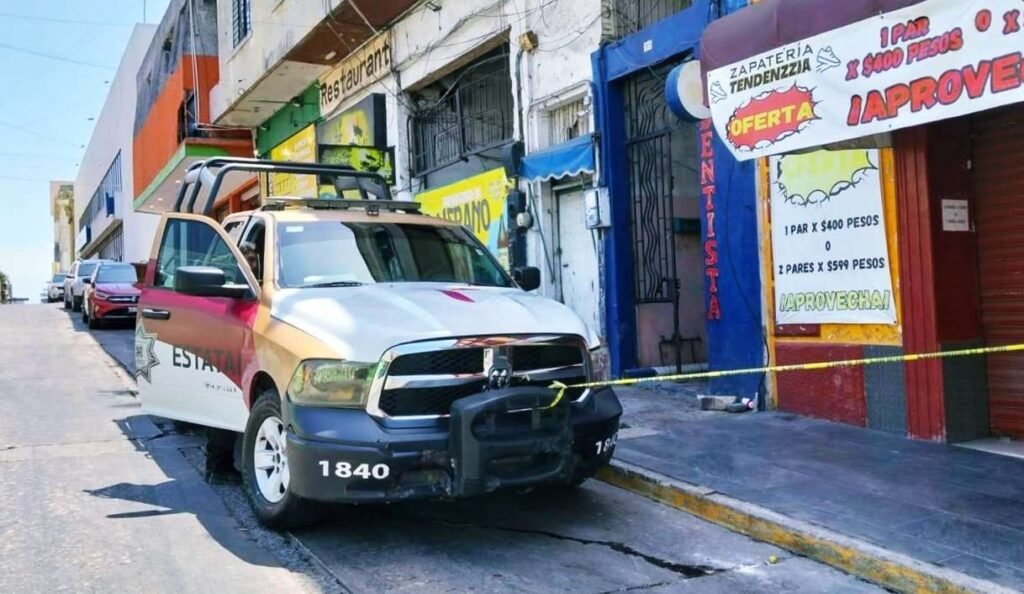 Adulto mayor fallece tras desvanecerse en el centro de Tampico